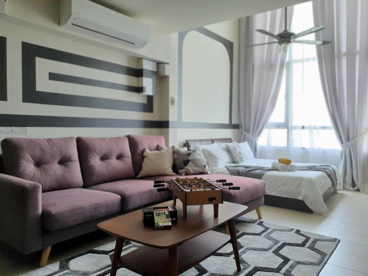 The Perfect Getaway @ Tamarind Suites, Netflix 300Mbps Cyberjaya Ngoại thất bức ảnh